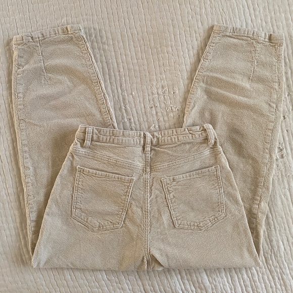 High Waisted Corduroy Pants - Picture 2 of 5